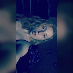 Meet your Posher, Cynthia